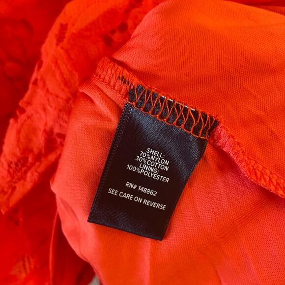 NWT Torrid Lace Tank Top - Picture 3 of 3